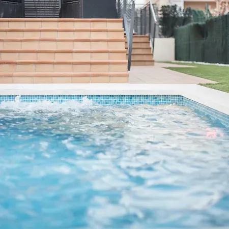 Casa de Férias Private Pool & Jacuzzi Salou